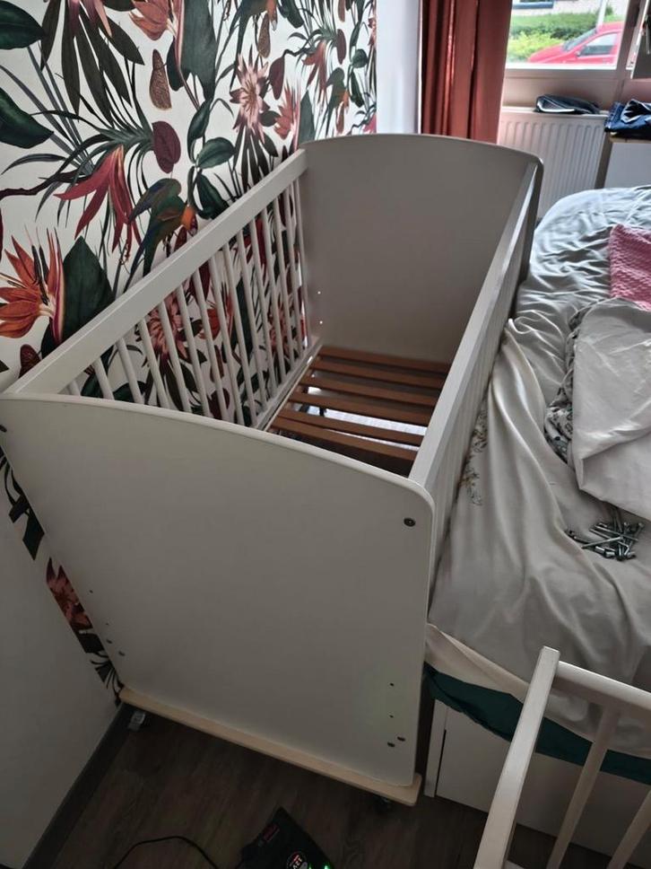 Ledikantje inclusief matras, Kinderen en Baby's, Babywiegjes en Ledikanten, Gebruikt, Ledikant, Ophalen