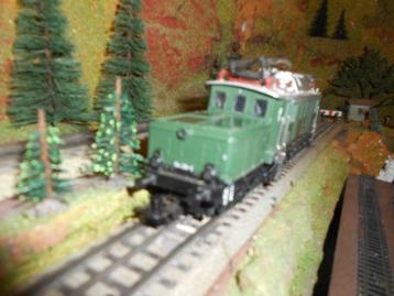 Märklin 3022 de Br 194, E loc, Duitse krokodil van de DB beschikbaar voor biedingen