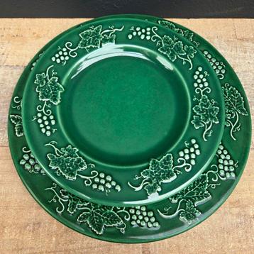 Vaisselle serveerschaal met 3 bordjes  beschikbaar voor biedingen