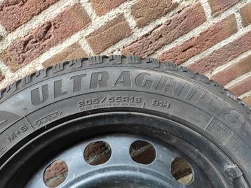 Goodyear Ultra grip 8winterband 205/55/16 op stalen velg beschikbaar voor biedingen