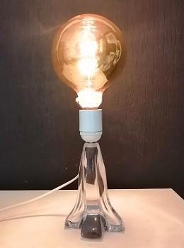 Prachtige design tafellamp met een glazen voet van Murano, Huis en Inrichting, Lampen | Tafellampen, Zo goed als nieuw, Minder dan 50 cm