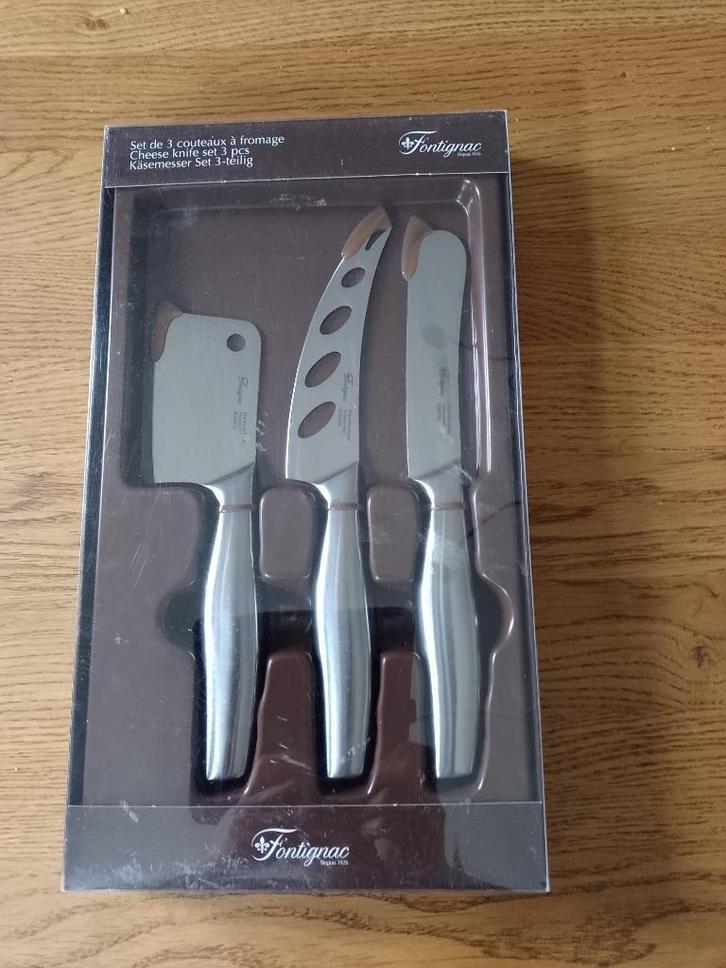 Set van 3 kaasmesjes Fontignac, Huis en Inrichting, Keuken | Bestek, Zo goed als nieuw, Bestekset, Rvs of Chroom, Vaatwasserbestendig