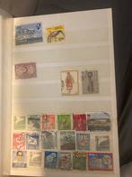 Album met Buitenlandse Postzegels, Postzegels en Munten, Postzegels | Volle albums en Verzamelingen, Ophalen of Verzenden, Buitenland