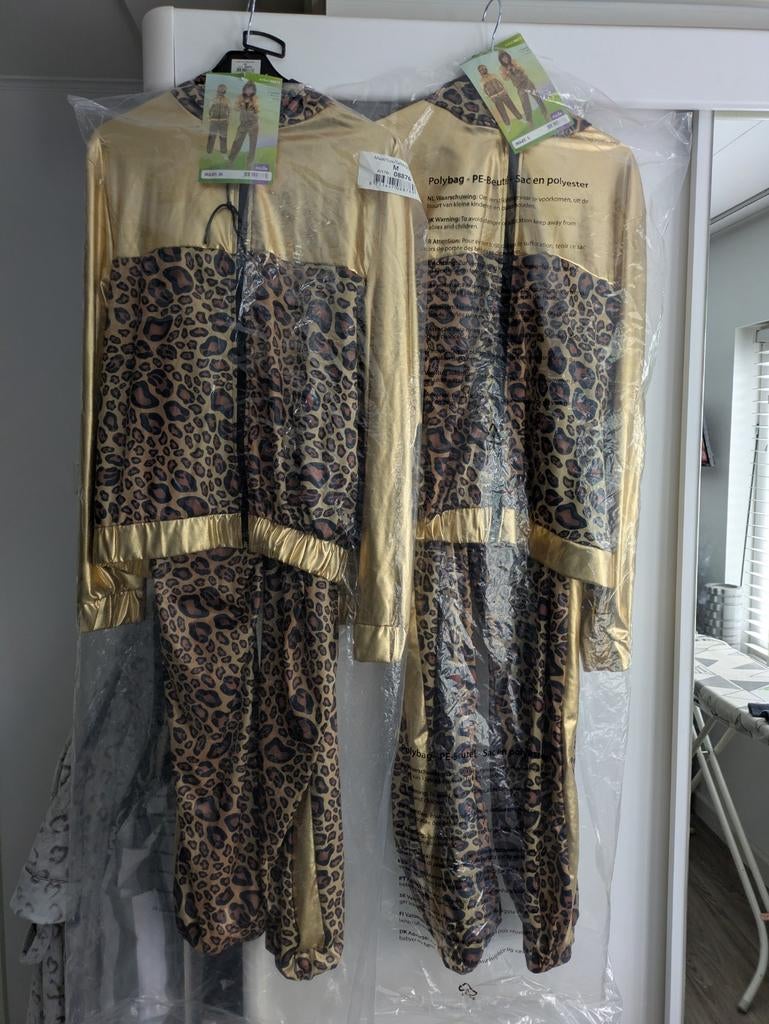 2x Tijgerprint Pak - M & L - Carnaval/Themafeest, Maat 38/40 (M), Carnaval, Ophalen of Verzenden, Kleding