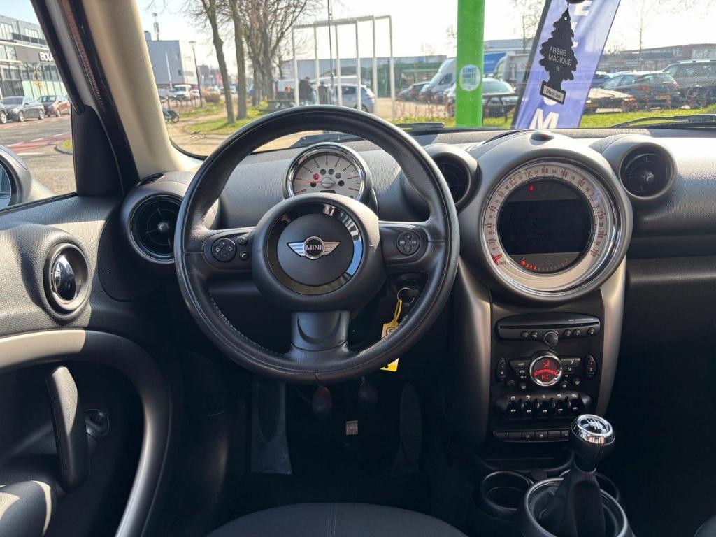 MINI Countryman 1.6 One Edition | €250,- KORTING | navi 6v, Auto's, Mini, Euro 5, Gebruikt, Wit, Bedrijf