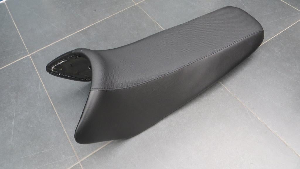 BMW F650 Zadel buddy motorzadel opnieuw bekleden in Vianen, Ophalen of Verzenden, Nieuw