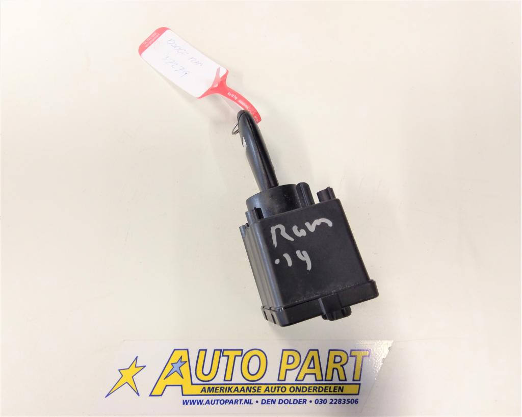 Dodge Ram 1500 2013-2018 contactslot, Auto-onderdelen, Gebruikt, PO Box 21-8004 | Auburn Hills, MI 48321-8004, Amerikaanse onderdelen