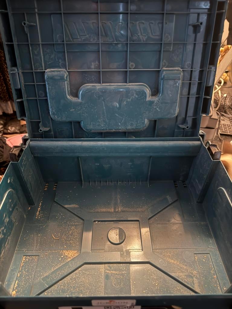 Makita mbox leeg, Ophalen, Hard kunststof, Minder dan 50 cm, Zo goed als nieuw