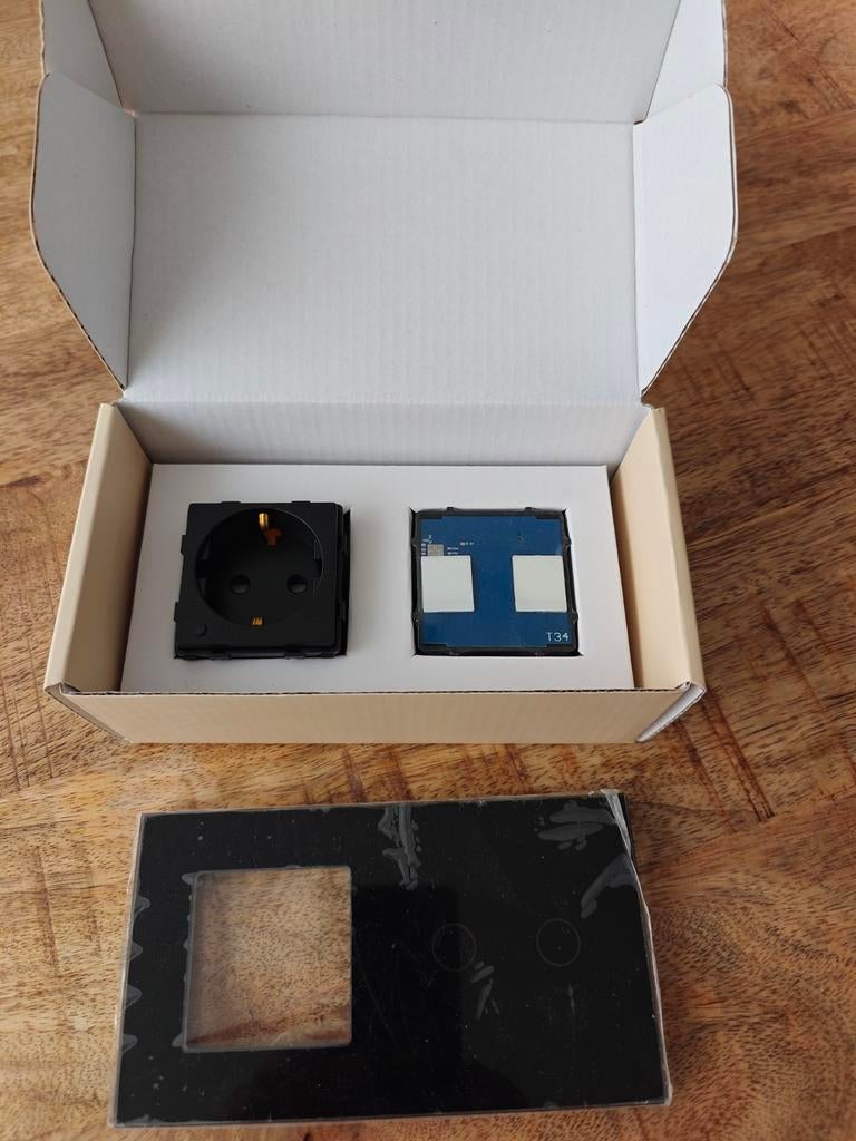 Slimme WiFi Schakelaar met Stopcontact - Nieuw in Doos, Overige typen, Nieuw, Ophalen of Verzenden, Overige soorten