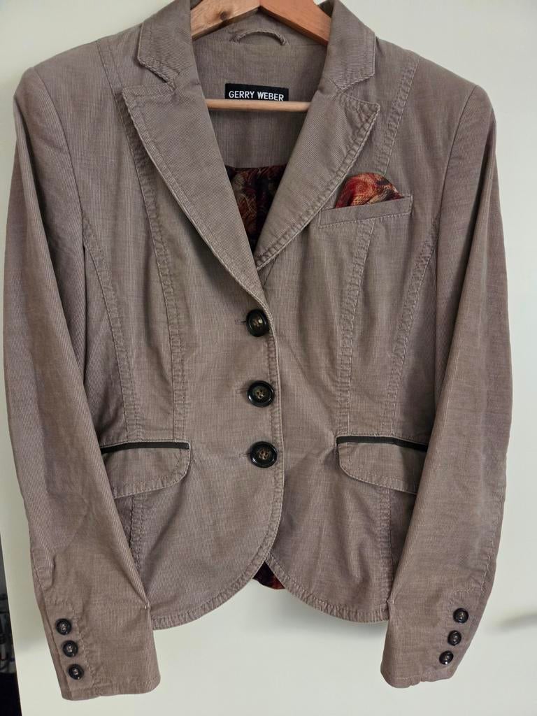 Dames blazer/jasje van Gerry Weber, Ophalen of Verzenden, Zo goed als nieuw, Maat 38/40 (M), Beige