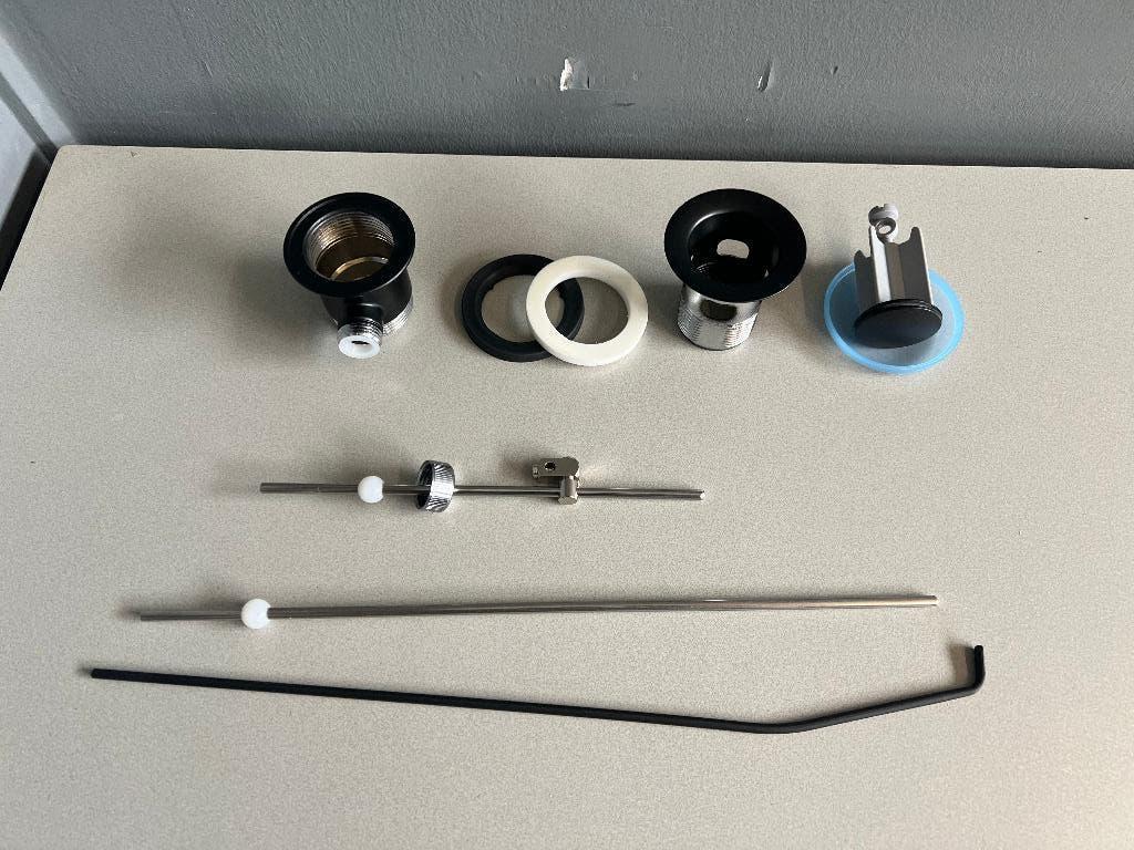 Wastafel plug, nieuw zwart, Doe-het-zelf en Verbouw, Sanitair, Ophalen, Nieuw, Wastafel