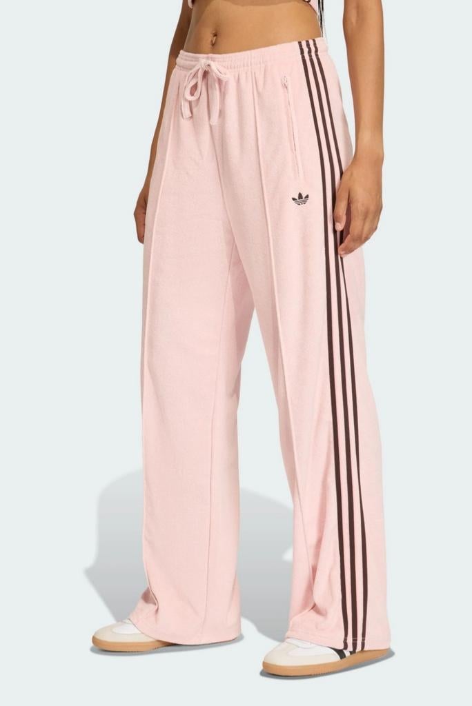 Nieuwe Adidas Loose fit Firebird broek maat L, Kleding | Dames, Sportkleding, Ophalen of Verzenden, Nieuw, Overige typen