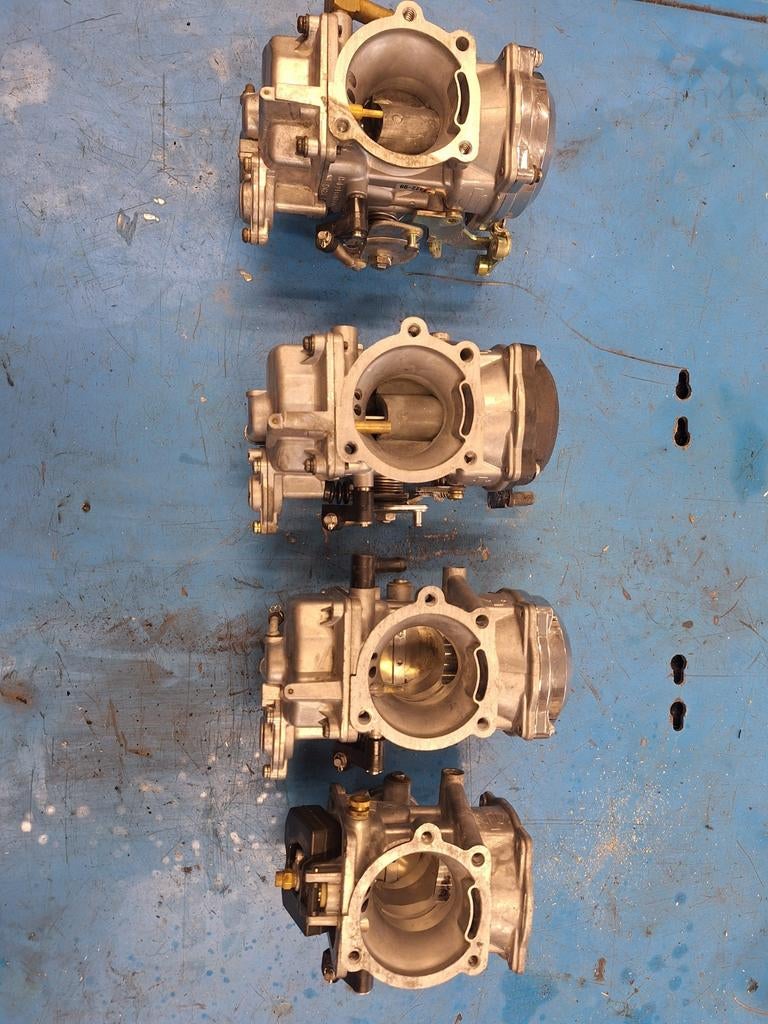 Set van 4 carburateurs voor motorfiets, Ophalen of Verzenden, Gebruikt