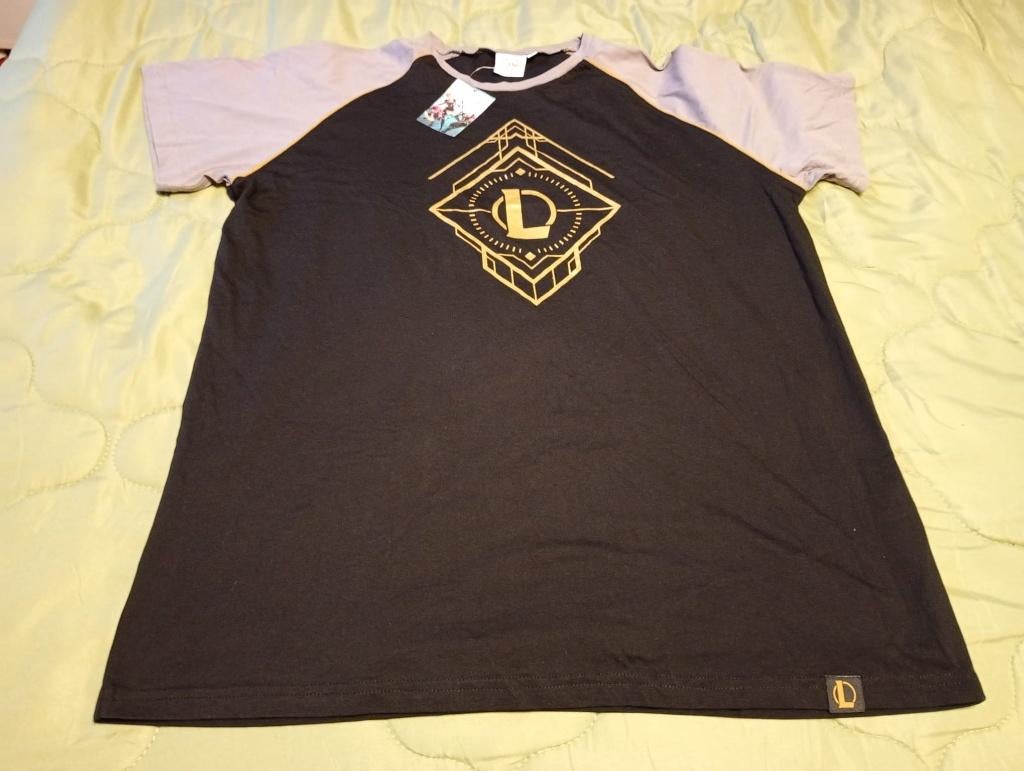 League of Legends Game merch T‑shirt maat XXL Nieuwstaat, Kleding | Heren, T-shirts, Nieuw, Overige maten, Zwart, Ophalen
