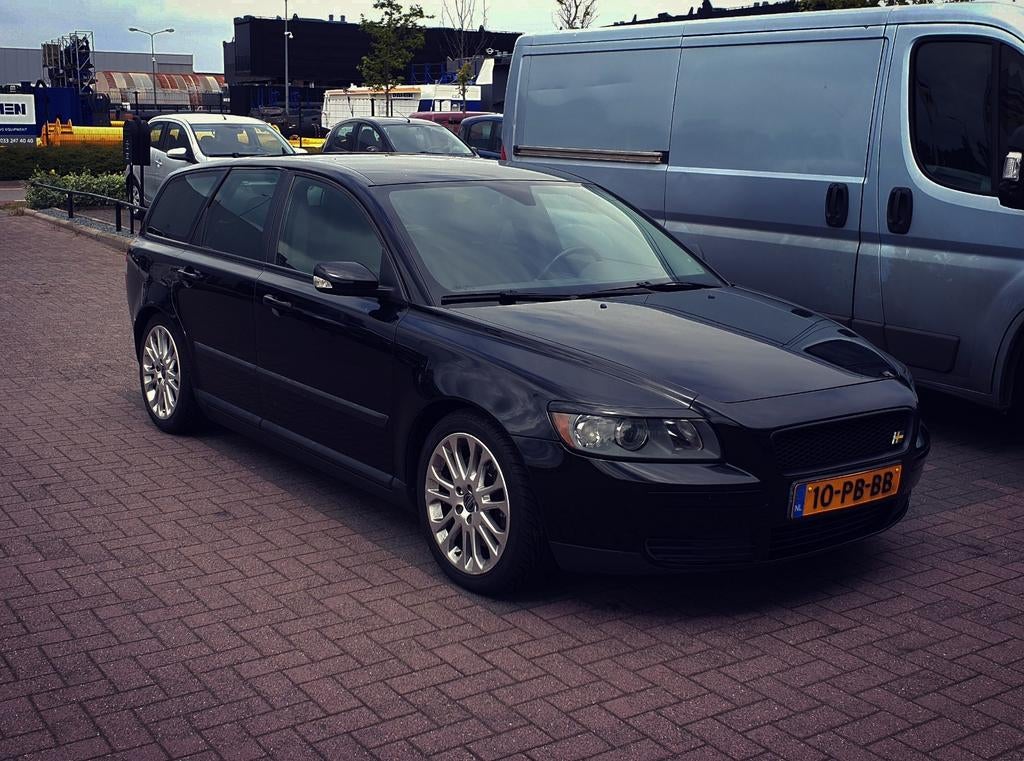 Volvo V50 2.5 T5 2004 Zwart, Auto's, Volvo, Particulier, V50, ABS, Benzine, D, Stationwagon, Handgeschakeld, Origineel Nederlands