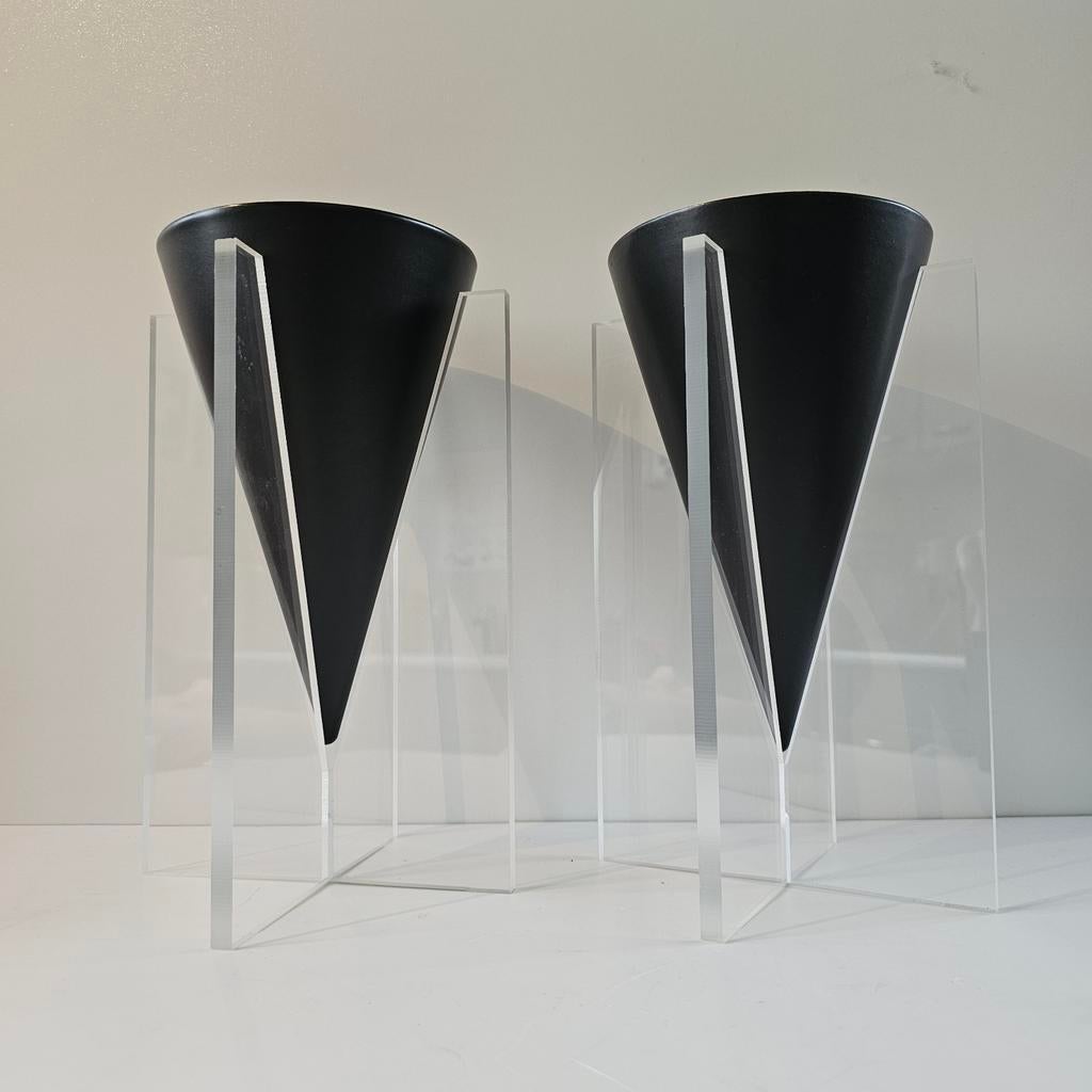 Nog 1 Vaas Fara van Bert Pompe Oar Wurk Makkum jr 80 retro, Huis en Inrichting, Zwart, Aardewerk of Porselein, Ophalen of Verzenden