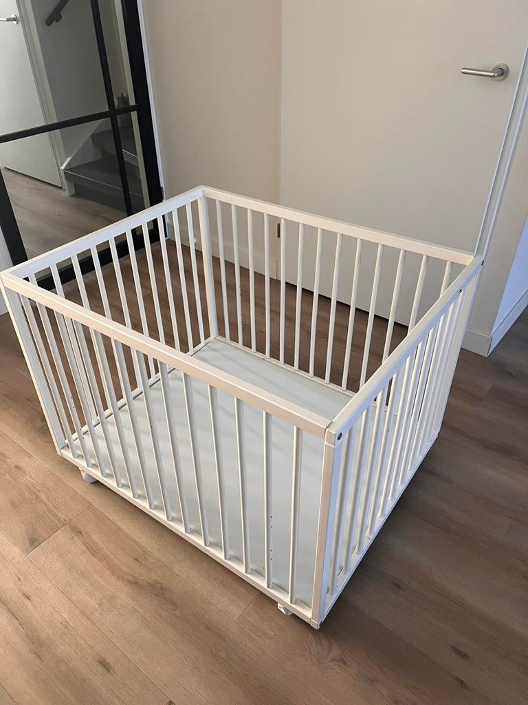 Box op wielen houten wit 100x80, Ophalen, Gebruikt