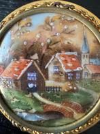 Vintage Limoges Broche - Handgeschilderd Dorpsgezicht, Sieraden, Tassen en Uiterlijk, Antieke sieraden, Verzenden, Overige materialen