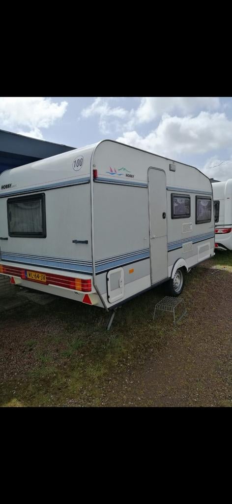 Mooie Hobby Classic caravan, Caravans en Kamperen, Caravans, Hobby, Koelkast, Treinzit, Particulier