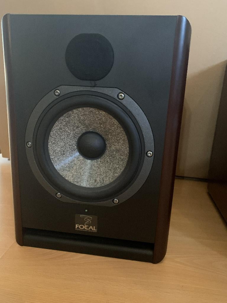 TK paar Focal Solo6 BE monitor speakers EUR 800, Gebruikt, 120 watt of meer, Front, Rear of Stereo speakers, Ophalen