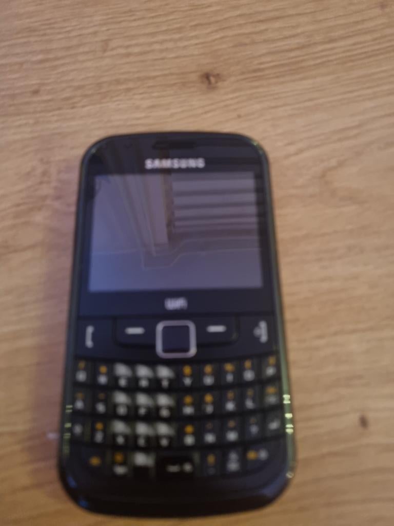 Samsung chat 3350, Ophalen of Verzenden, Zo goed als nieuw, 6 megapixel of meer