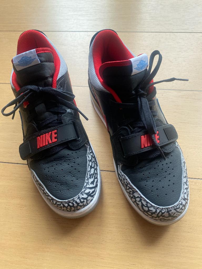 NIKE Legacy 312 Low Jordan Air Maat 44 zwart-rood-wit, Kleding | Heren, Schoenen, Ophalen of Verzenden, Zo goed als nieuw, Nike Air Jordan