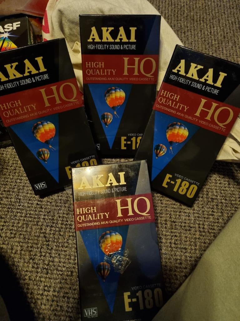 AKAI vhs  E-180  nieuwe 4 stuks, Alle leeftijden, Ophalen of Verzenden, Nieuw in verpakking, Overige genres