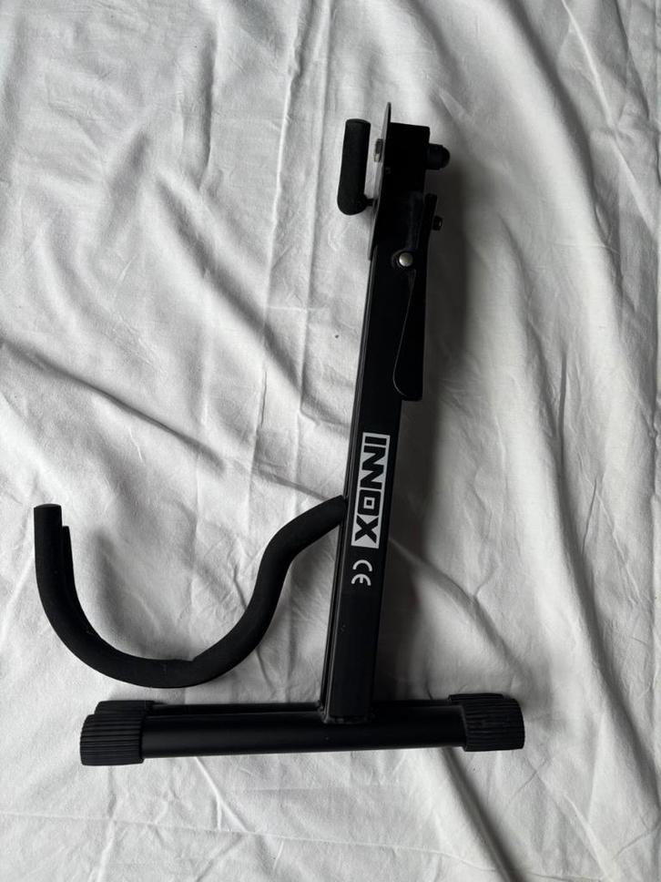 Innox Gitaar standaard, Muziek en Instrumenten, Standaards, Zo goed als nieuw, Instrumentstandaard, Gitaar, Ophalen of Verzenden