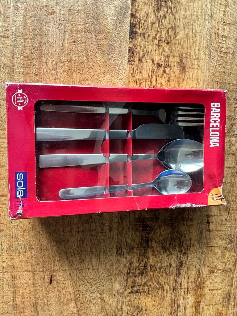 Sola Barcelona bestekset 24-delig, Ophalen of Verzenden, Nieuw, Rvs of Chroom, Bestekset