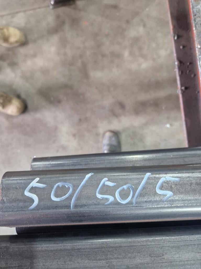 Koker 50x50x5 lengte 1490mm, 10 stuks, Ophalen, Zo goed als nieuw