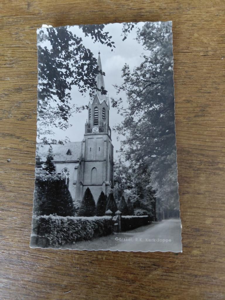 69_i. Gorssel r.k.kerk Joppe.ongelopen. kleine plakresten, Ophalen of Verzenden, 1940 tot 1960
