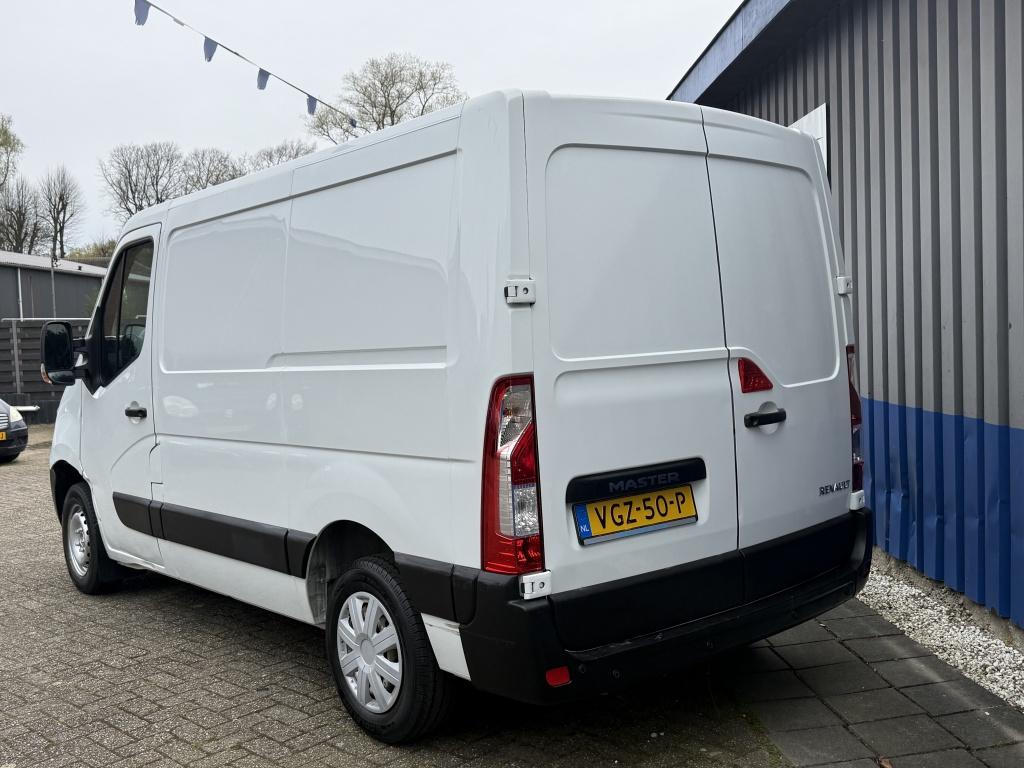 Renault Master T28 2.3 dCi L1H1 (bj 2016), Auto's, 13 km/l, Gebruikt, Euro 6, 4 cilinders