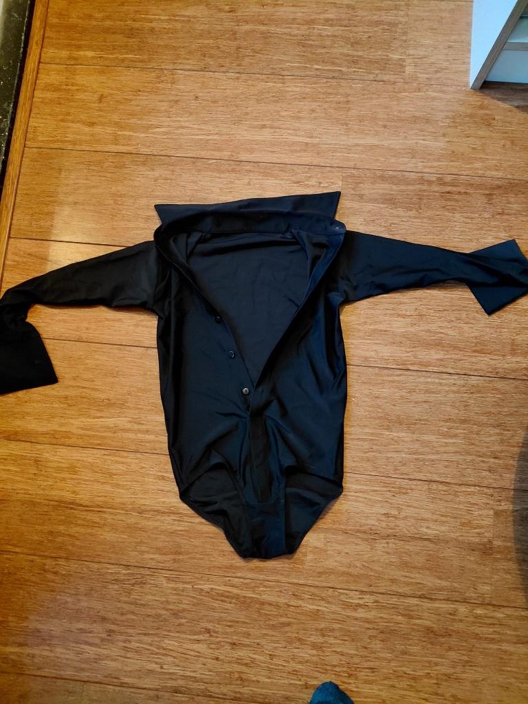 Jongens kunstschaats shirt maat 10, Zwart, Overige maten, Ophalen of Verzenden, Zo goed als nieuw