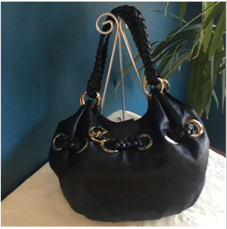 Michael Kors Zwarte Leren Handtas met Gevlochten Hengsel, Ophalen of Verzenden, Zo goed als nieuw, Zwart, Handtas