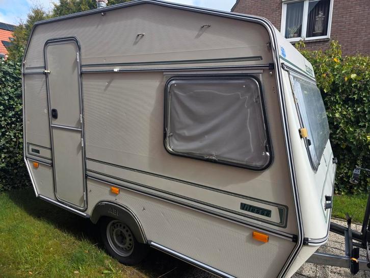Beyerland caravan, Caravans en Kamperen, Caravans, Particulier, 750 - 1000 kg, Treinzit, Beyerland, tot 4 meter, Luifel, Ophalen