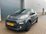 Peugeot 107 1.0i Active AIRCO LED 5DRS 58000KM NAP, Voorwielaandrijving, Euro 5, Stof, Gebruikt