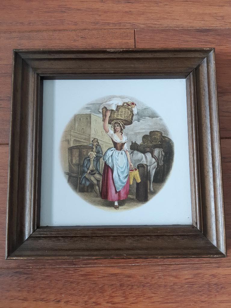 Ingelijste tegel 20 x 20 cm wasvrouw, Antiek en Kunst, Antiek | Wandborden en Tegels, Ophalen of Verzenden
