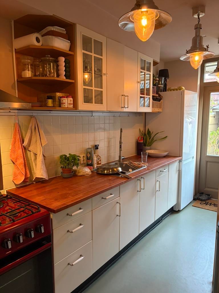 Landelijke keuken te koop (zelf demonteren), Huis en Inrichting, Keuken | Complete keukens, Ophalen, Gebruikt, Wit, Hoekkeuken