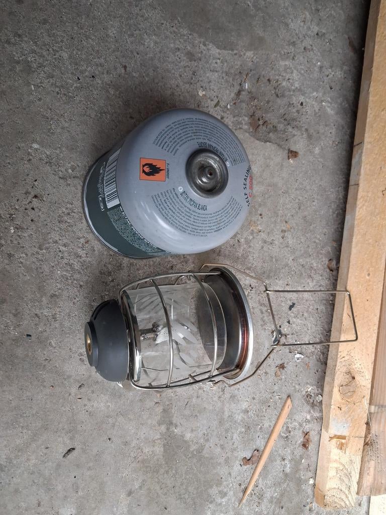 Camping gaslamp met gasfles, Ophalen, Gebruikt