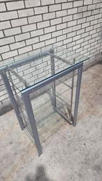 Glazen kast, Ophalen