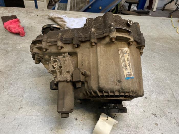 Tussenbak 4x4 van een Mercedes ML-Klasse, Gebruikt, -, Ophalen of Verzenden, -