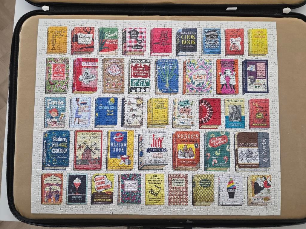 Kook boeken puzzel 1000 stukjes, Ophalen of Verzenden, 500 t/m 1500 stukjes, Zo goed als nieuw