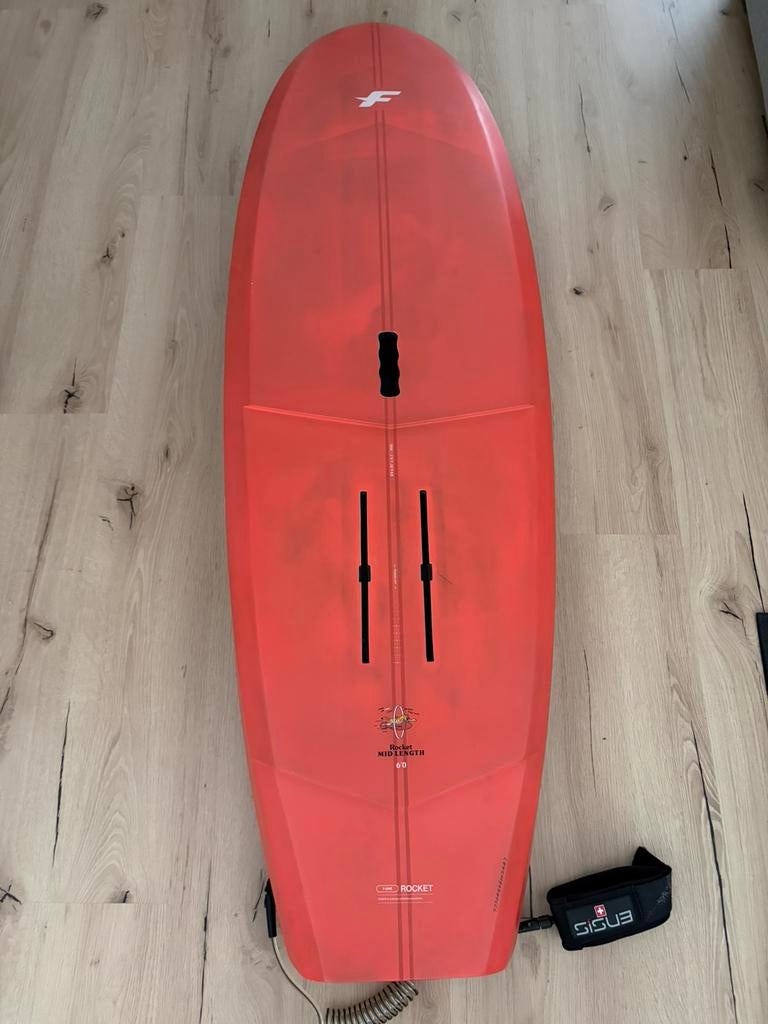 F-One Midlength 6’0 105L WING FOIL PARAWING, Ophalen, Gebruikt, Wingsurf-board