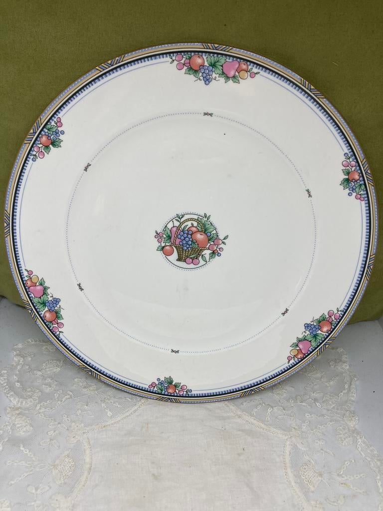 Bord Royal Canterbury Fruit Basket (230523), Gebruikt, Ophalen of Verzenden, Bord(en), Overige stijlen