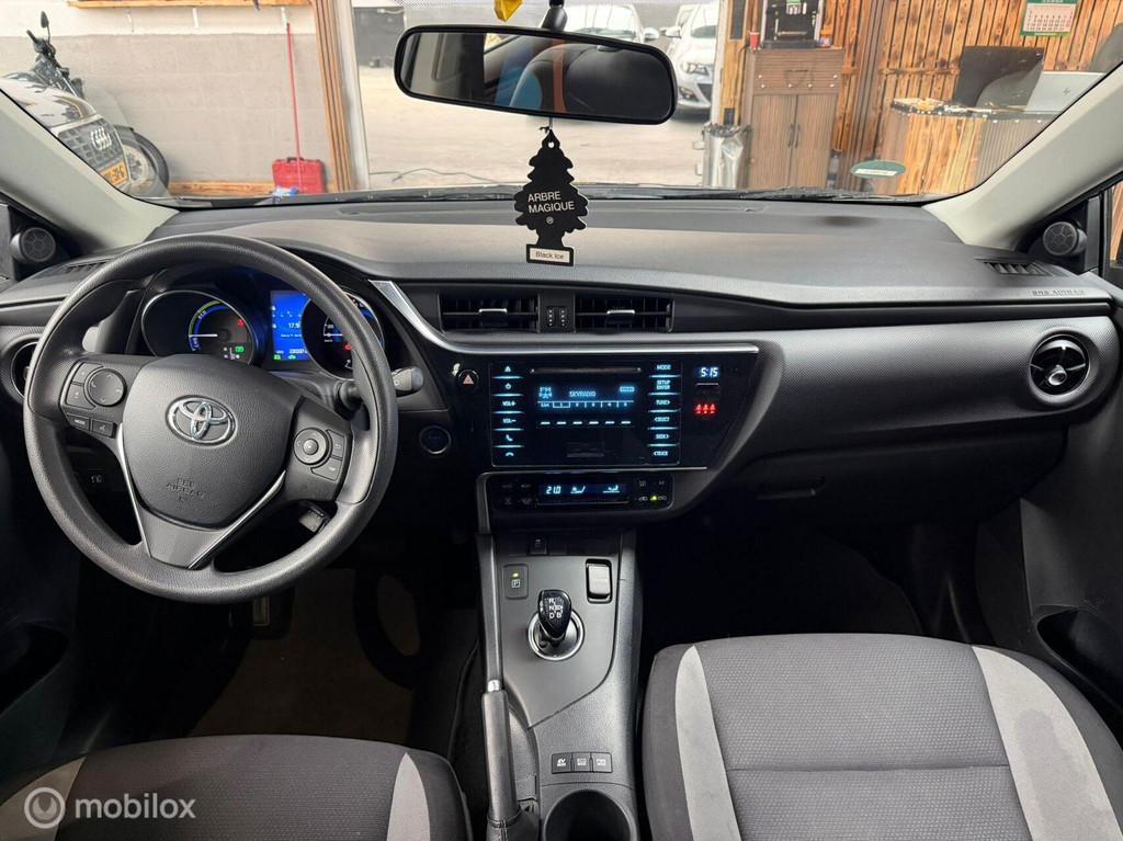 Toyota Auris 1.8 Hybrid Now / Cruise Control / NL Auto, 136 pk, Gebruikt, Euro 6, Zwart