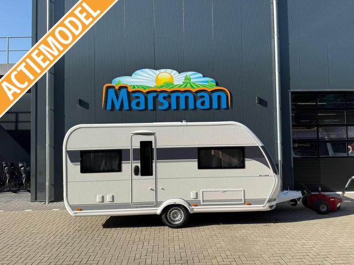 Hobby De Luxe 460 UFE Nieuw | Actie model 2026, Caravans en Kamperen, Caravans, tot en met 4, 1000 - 1250 kg, Rondzit, Hobby, Frans bed