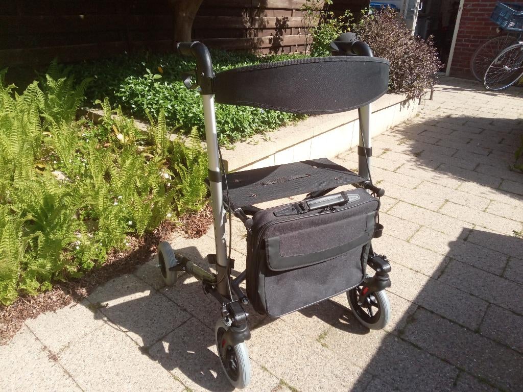 Kagio Travel Deluxe, Diversen, Rollators, Ophalen of Verzenden, Opvouwbaar, Zo goed als nieuw