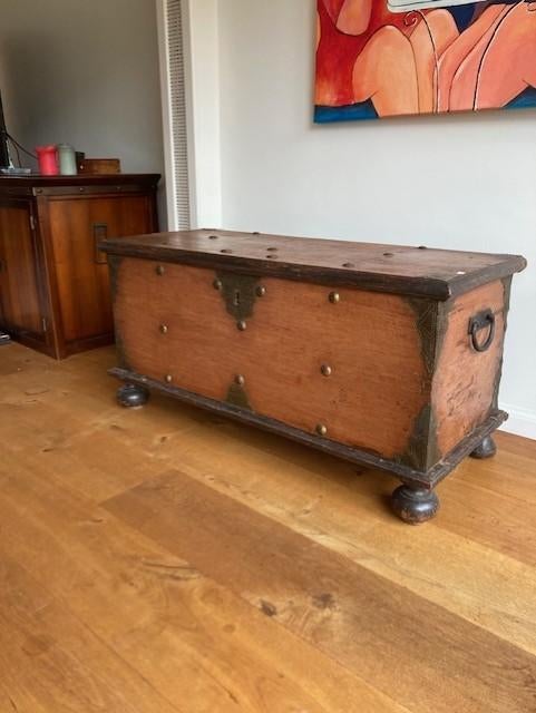 Dekenkist uit Indonesia, Antiek en Kunst, Ophalen