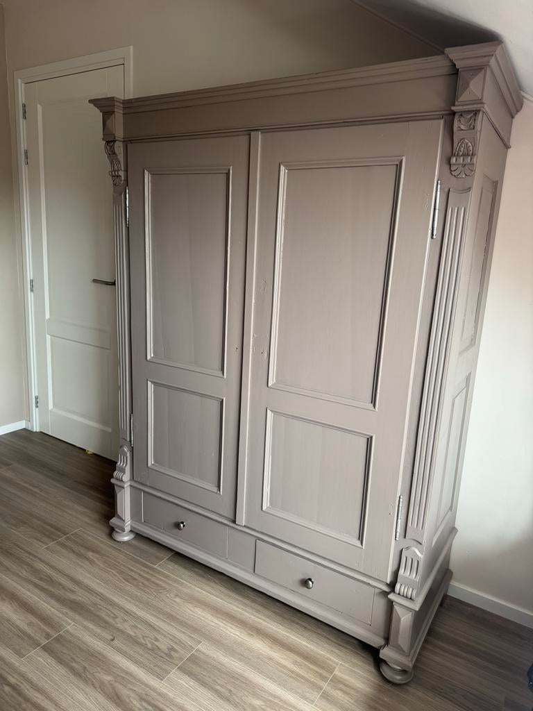 Antieke kast/ kledingkast, Antiek en Kunst, Ophalen