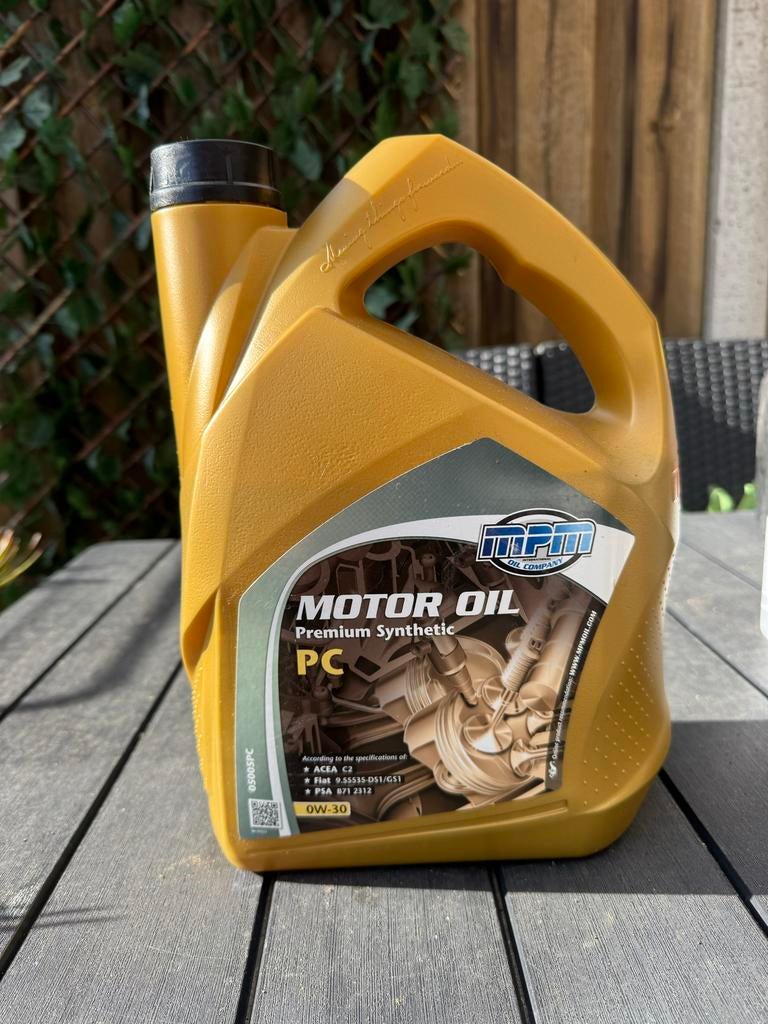 MPM Motorolie Premium Synthetic PC 0W-30 5 liter, Ophalen of Verzenden, Gebruikt, Universele onderdelen